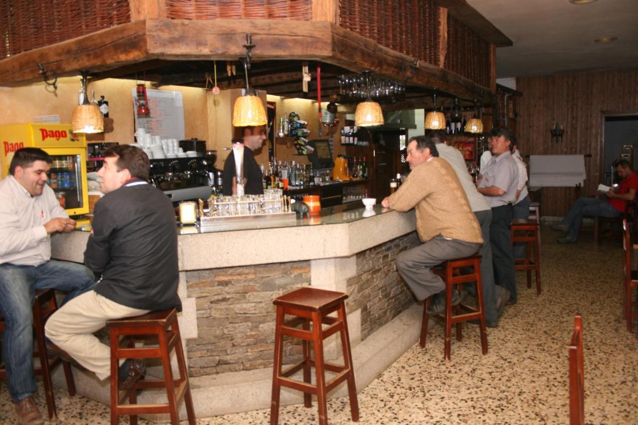 A Taberna De Vento Hotel Lalín Exterior foto