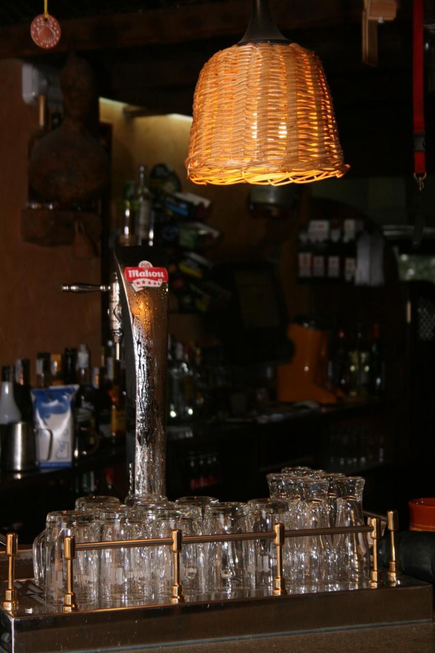 A Taberna De Vento Hotel Lalín Exterior foto